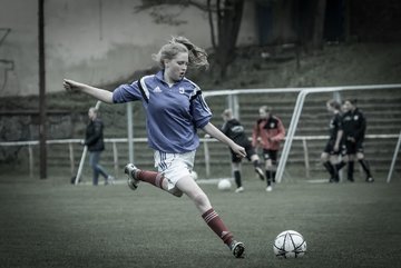 Bild 2353 - B-Juniorinnen Holstein Kiel - Kieler MTV : Ergebnis: 3:1